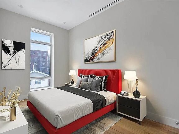 4th image of 519 Maple St #4C
