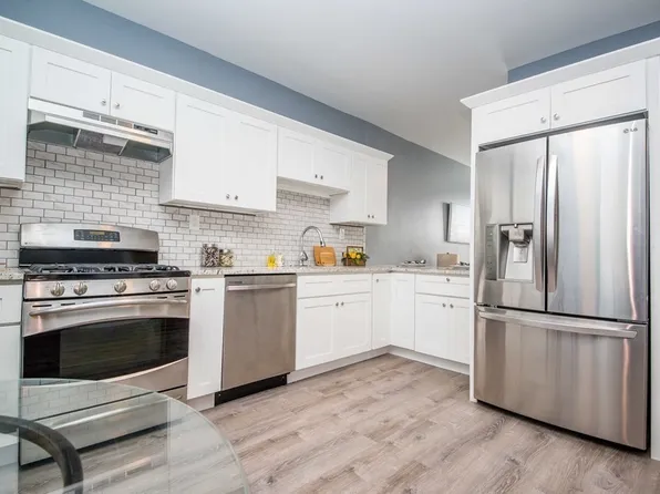 806 County St, New Bedford, MA 02740