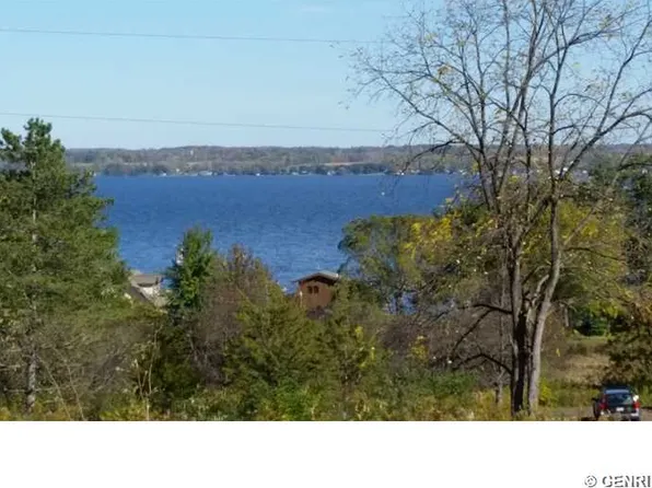 156 Old State Rd, Penn Yan, NY 14527