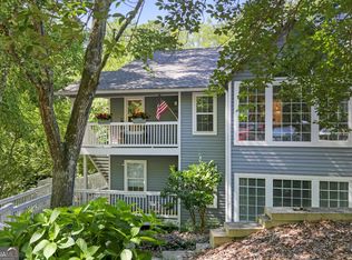 1405 Gettysburg Pl, Sandy Springs, GA 30350