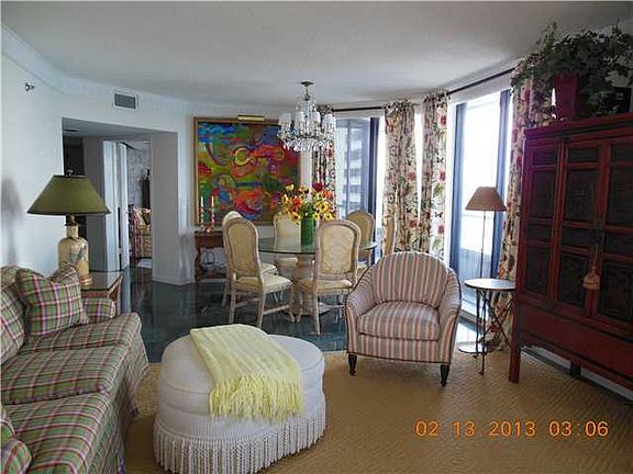 4th image of 5250 N Ocean Drive #PH17N
