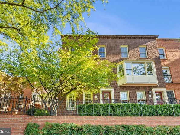 4625 Macarthur Blvd NW Unit A, Washington, DC 20007