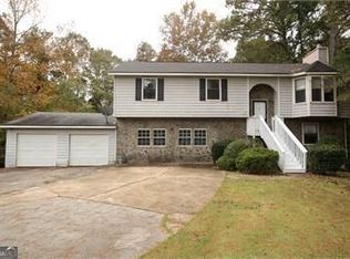 5960 Bluebonnet Cir, Atlanta, GA 30349
