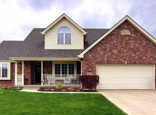 9508 Beall St, Dyer, IN