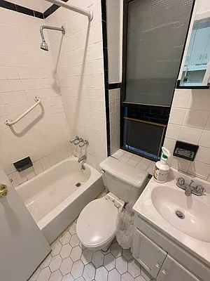Rented by Best Apartments North Inc | media 17