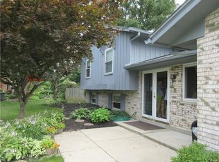 5380 Marycrest Ln, Centerville, OH 45429