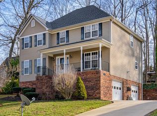 7705 Fording Bridge Rd, Kernersville, NC 27284