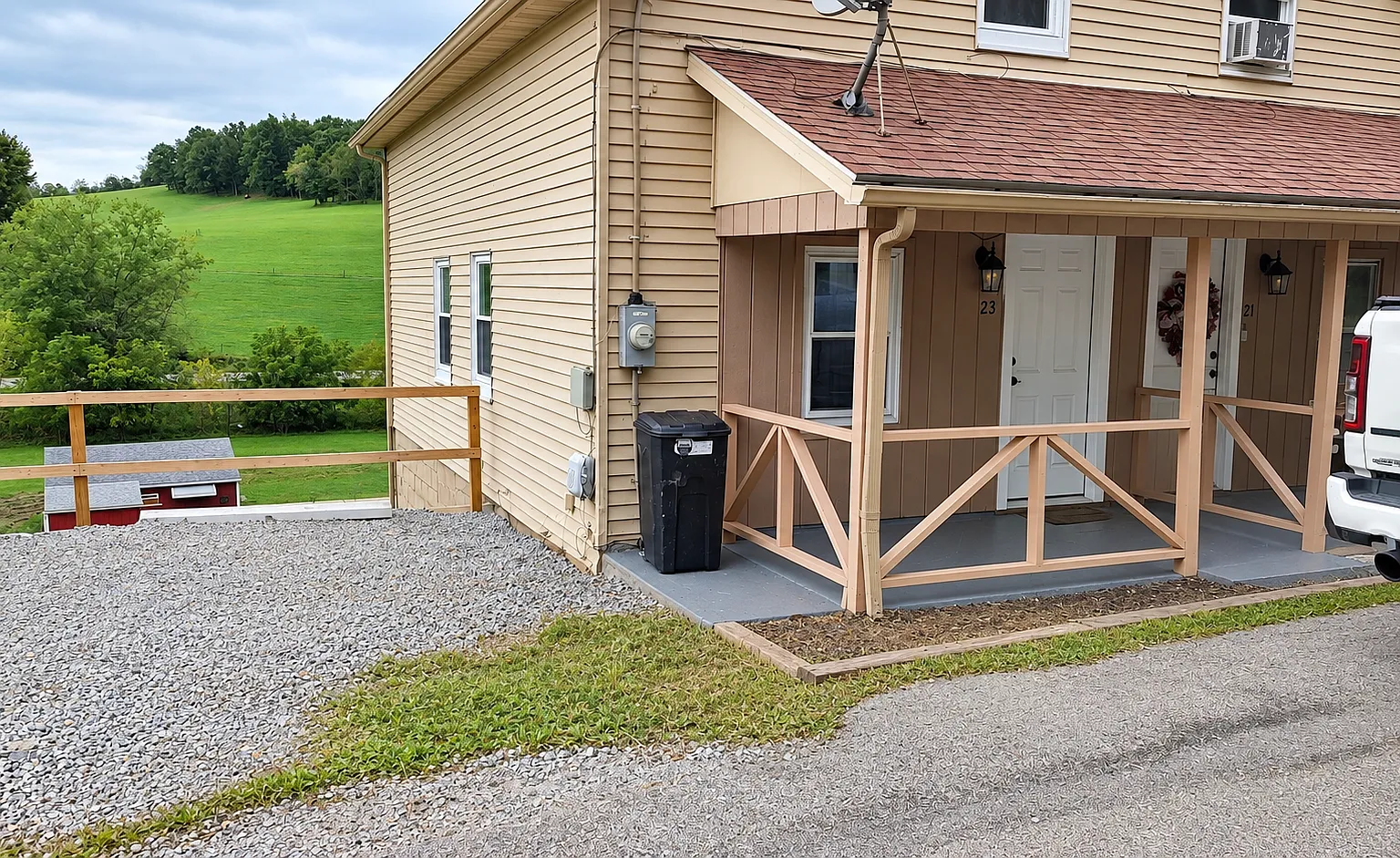 2 bed, $800 — Photo 1