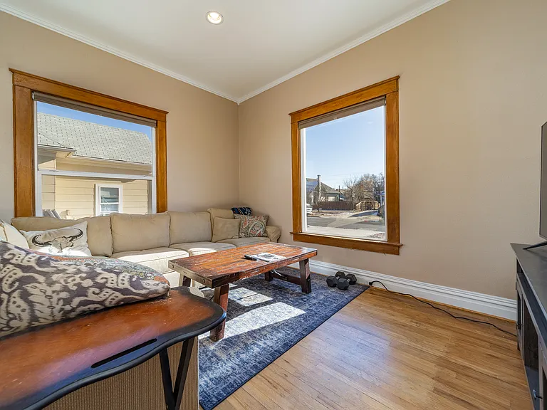 1138 White Ave — Photo 17