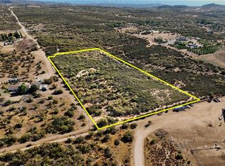 28 Rycon Ln, Aguanga, CA 92536