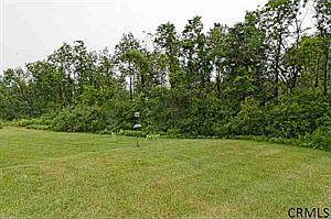 3rd image of 37 Summerfield Cir