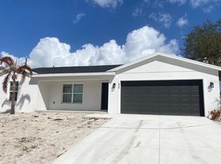 895 S Cedar Ave, Orange City, FL 32763