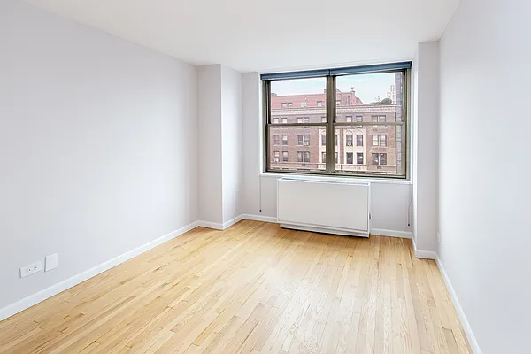 Rented by Corcoran | media 13