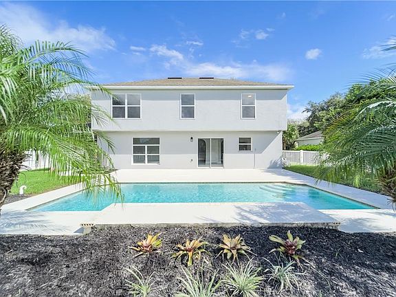 4th image of 2129 Valrico Heights Blvd