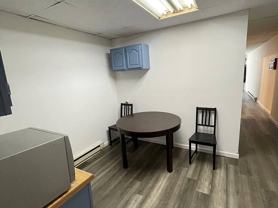 1st image of 403 W Centre St #1