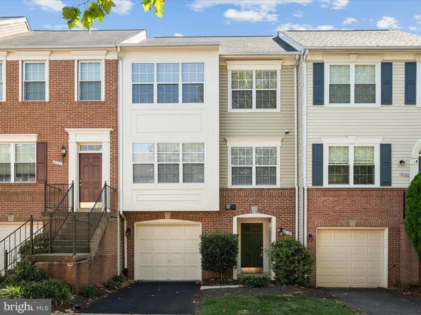 20198 Brookview Sq, Ashburn, VA 20147