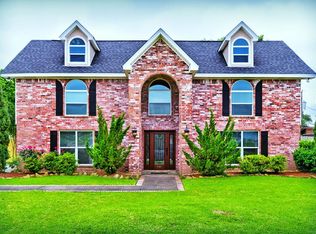 2345 Patricia Ln, Port Neches, TX 77651