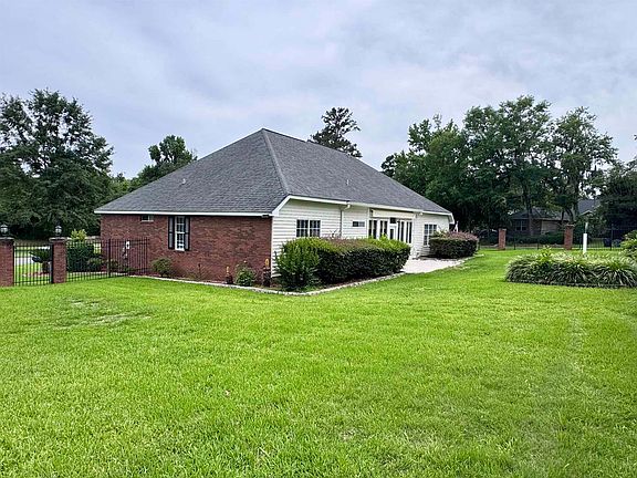 2nd image of 2900 Whittington Dr