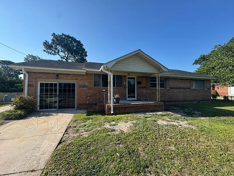 5624 Saint Nicholas Rd — Photo 1