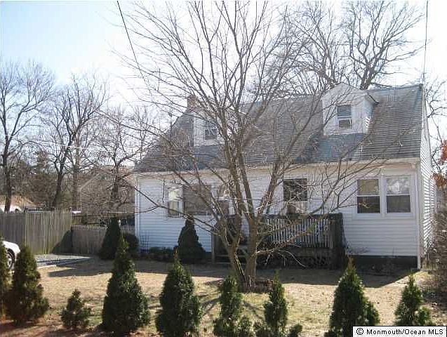 2nd image of 741 Pine Dr