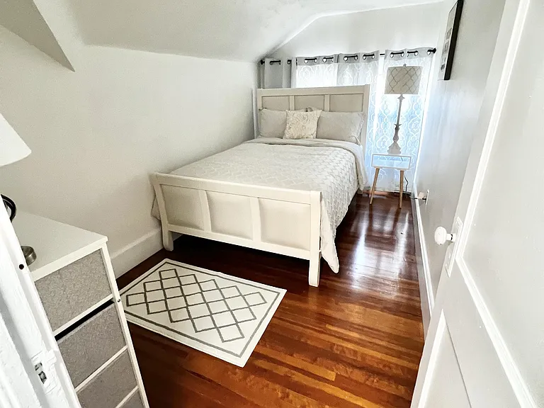 37 Hamilton Ave — Photo 15
