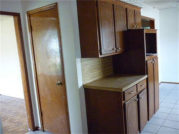 4th image of 3313 Park Haven Ln
