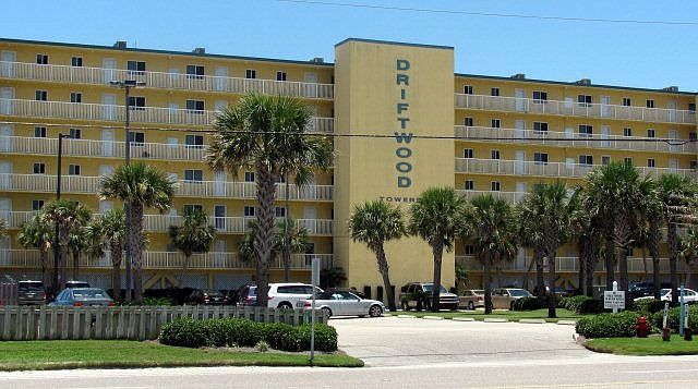 1st image of 615 W Beach Blvd APT 4D