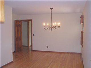 3rd image of 1461 Cammin Dr