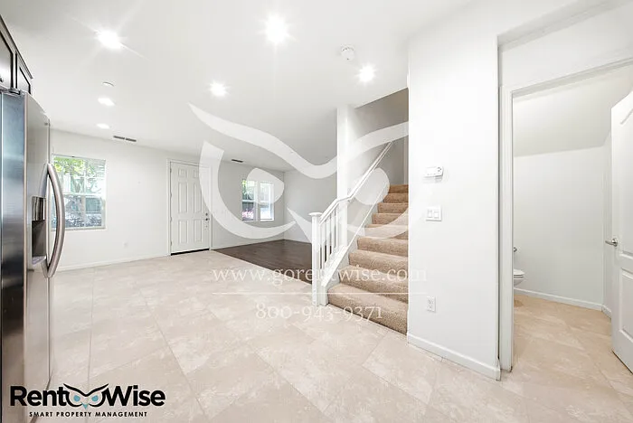 1583 Sylvia St — Photo 37