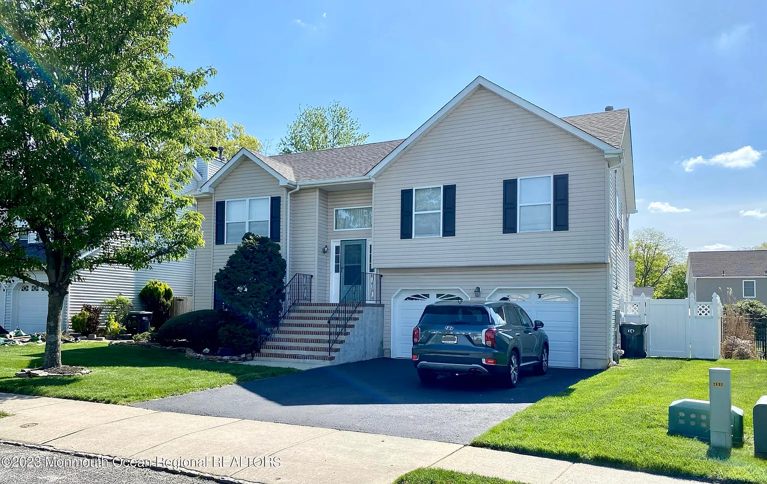 3 William Drive photo 1
