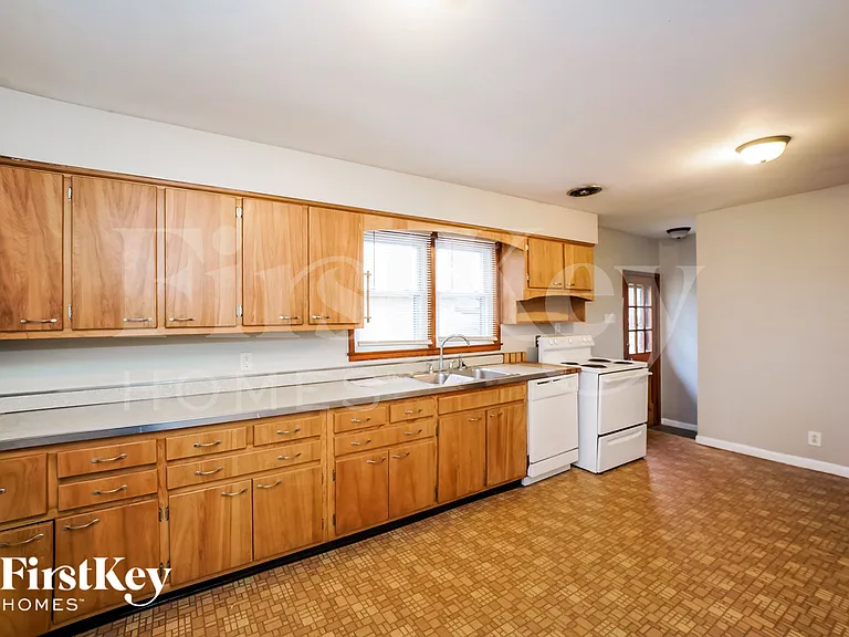 5909 Nash Ln — Photo 7