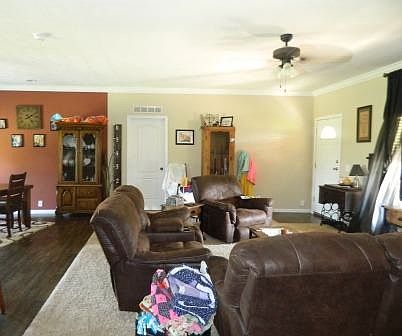 4th image of 1725 County Road 300 N