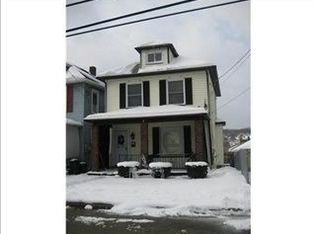 515 N 2nd St, Jeannette, PA 15644