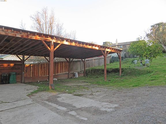 3rd image of 1731 San Pablo Ave
