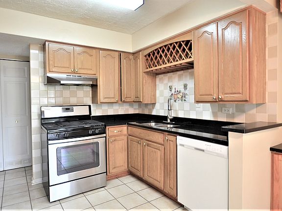 4th image of 2237 Flower Ct #0