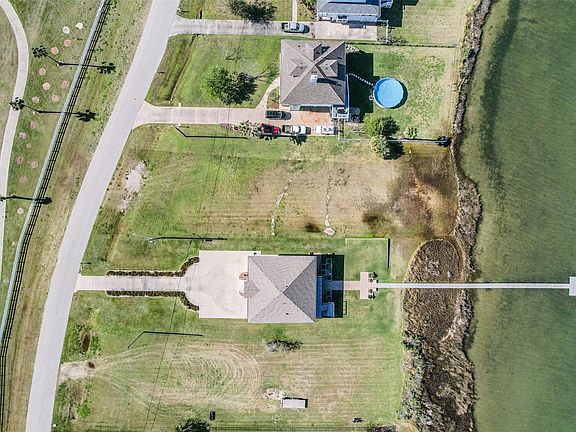 3rd image of 2504 Sydnor Ln