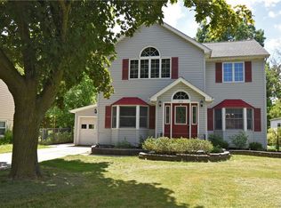 259 Lehn Springs Dr, Buffalo, NY 14221