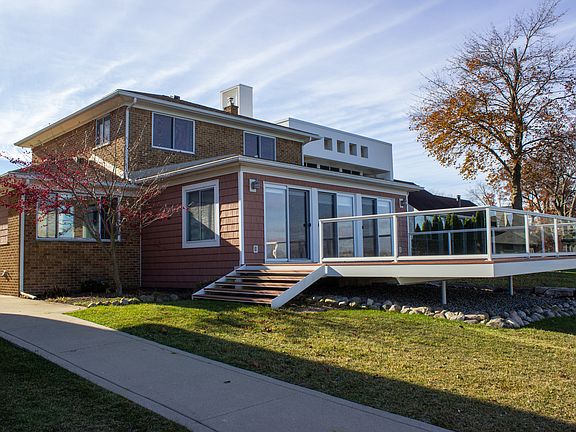 2nd image of 2616 Garland St