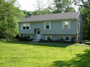 18 S Beechwood Rd, Niantic, CT 06357