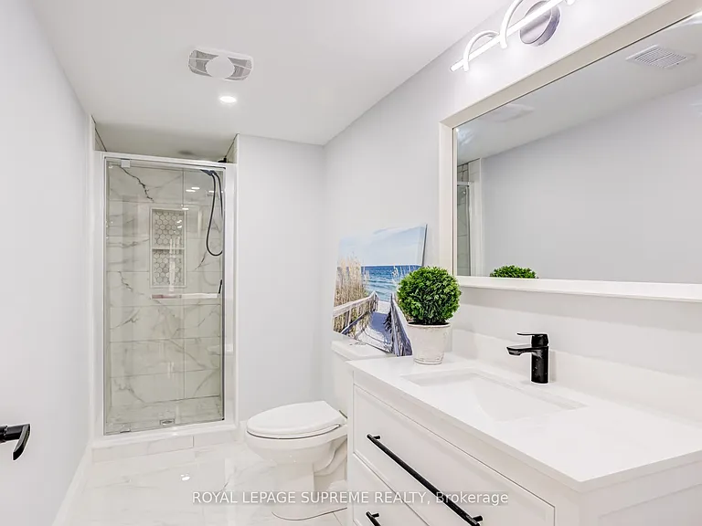 5 Hacienda Ct #2 — Photo 18