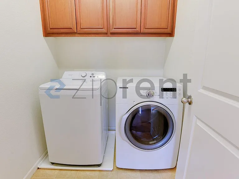 8018 Finchley Ct — Photo 31