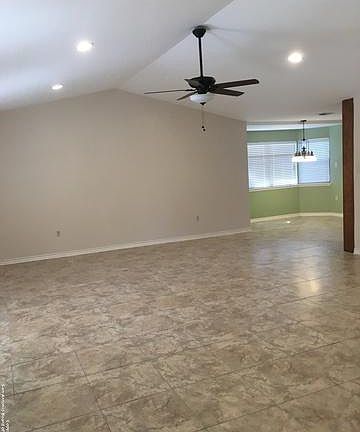 2nd image of 8215 Alton Blvd