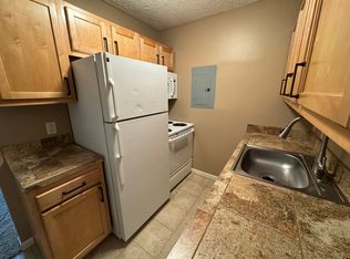 1521 D St #6, Lincoln, NE 68502