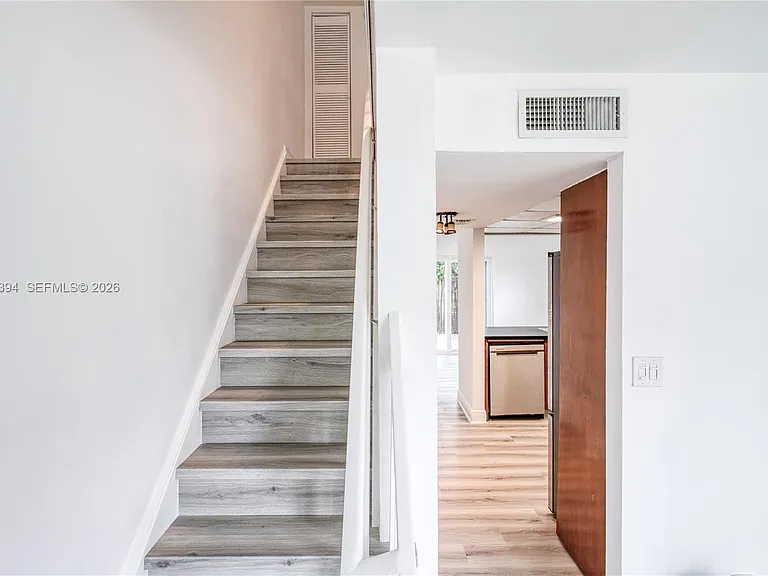 5259 SW 40th Ave #26 — Photo 9