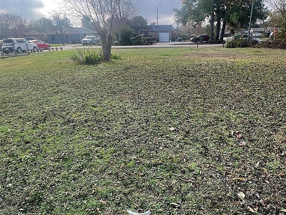 5th image of 1203 Castledale Dr