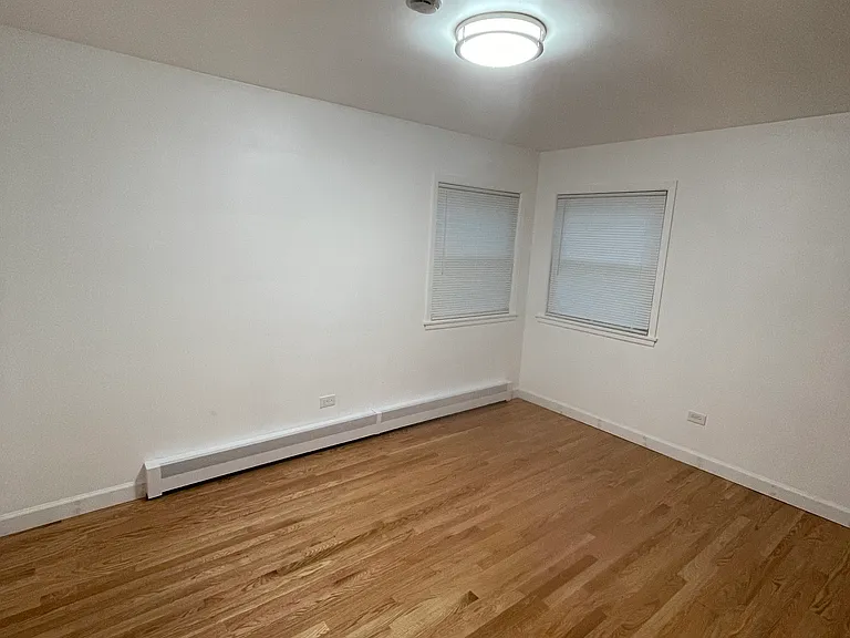 4342 Warren Ave #1N — Photo 8