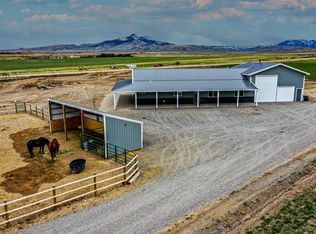 906 Road 22 1/2, Powell, WY 82435