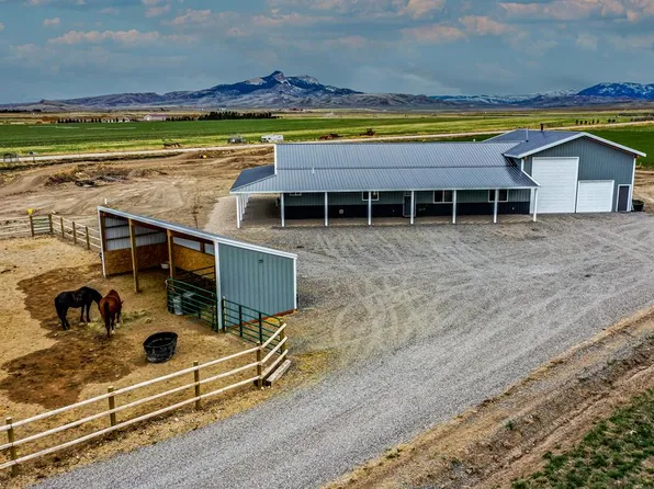 906 Road 22 1/2, Powell, WY 82435