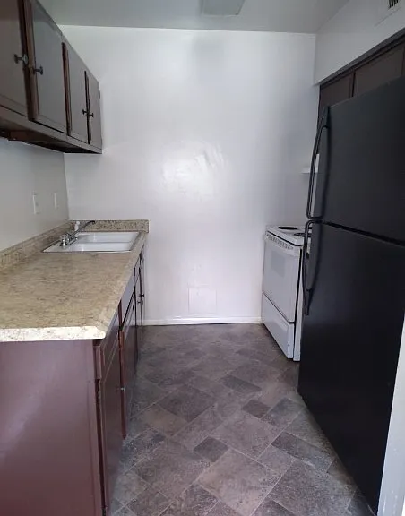 4604 Albert Ct #101 — Photo 2