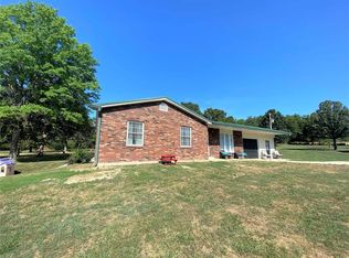 13609 Columbia Rd, Dixon, MO 65459